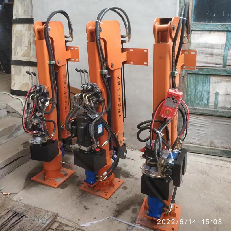 海珠区重汽蓝牌随车吊 3.2吨 国六动力强 液压驱动 农用自卸起重机